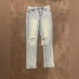 American Eagle Extra Long Ripped Jeans Light Wash 8